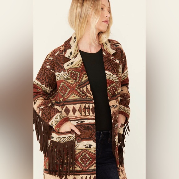 Shyanne Women's Tribal Tapestry Fringe Coat Size M new without tag - Picture 5 of 7